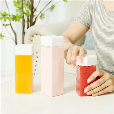 Didmeninė kaina Parduodami plastikiniai sulčių ir gėrimų buteliai